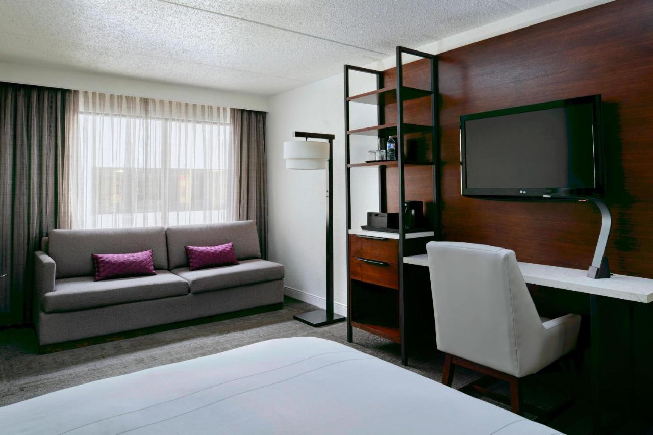 Marriott East Lansing At University Place Extérieur photo