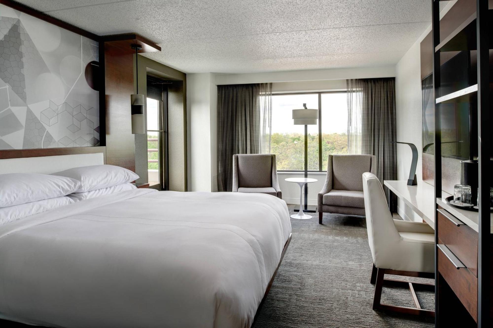 Marriott East Lansing At University Place Extérieur photo