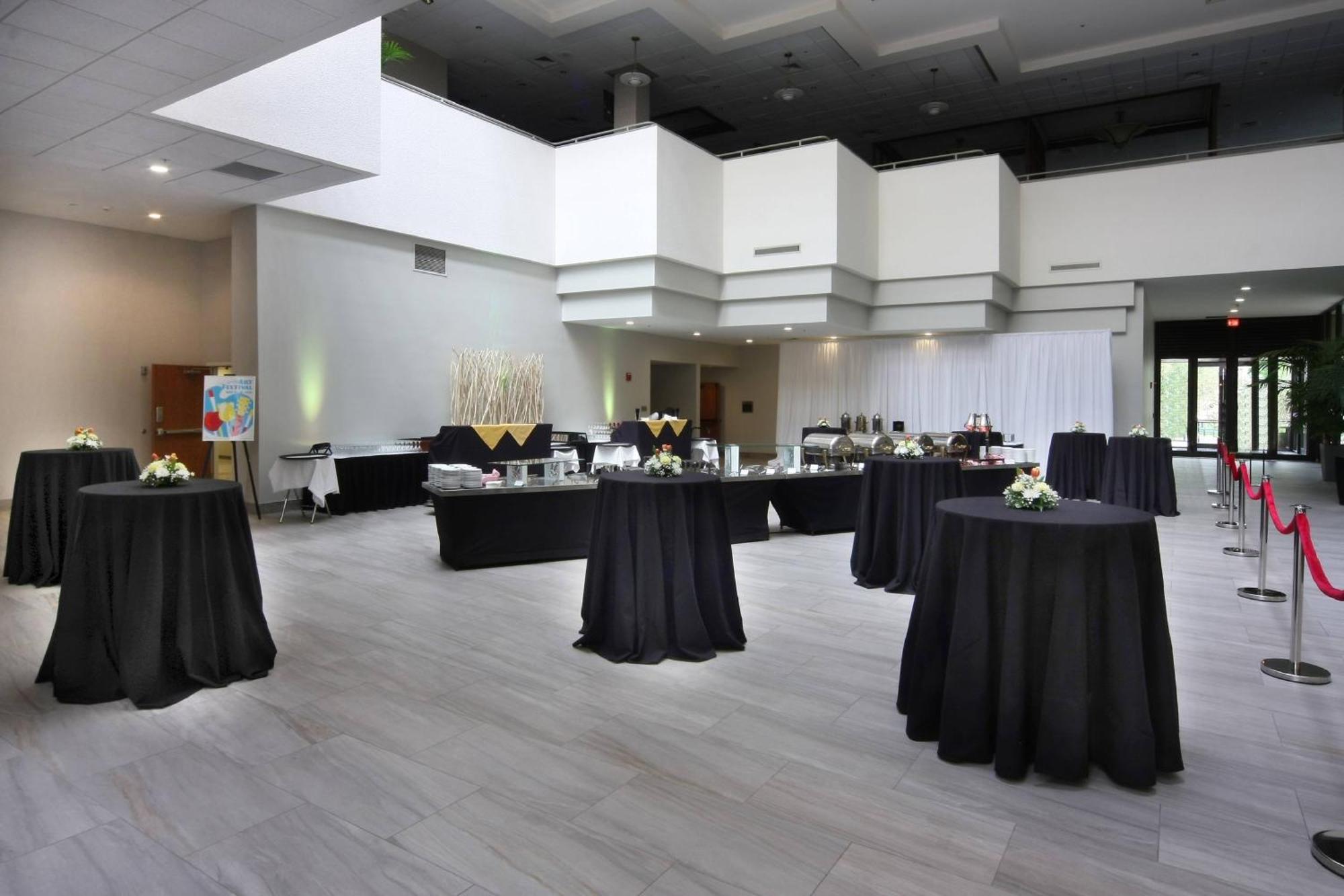 Marriott East Lansing At University Place Extérieur photo