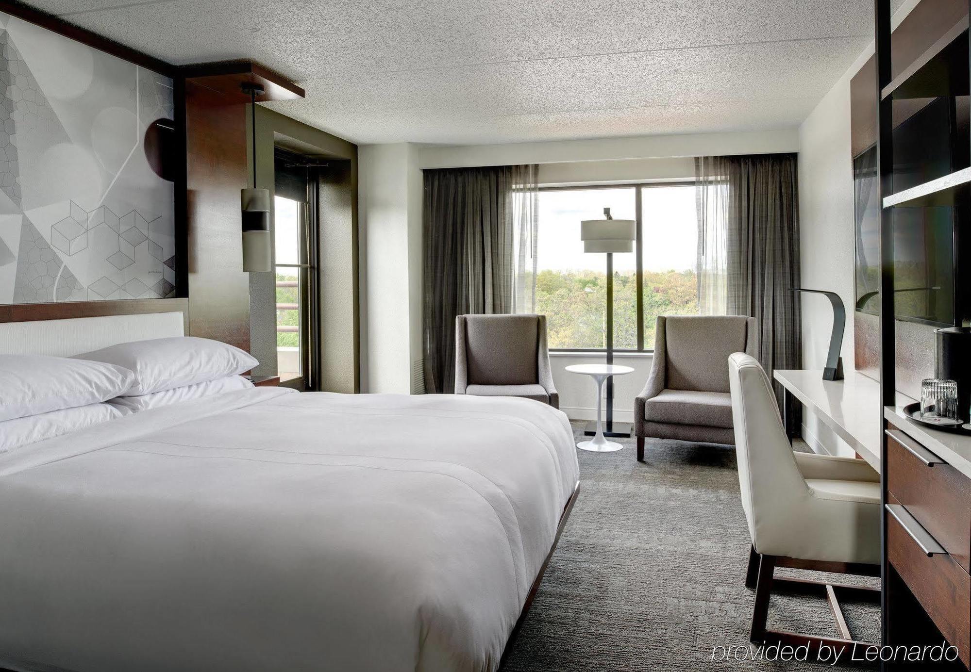 Hotel Marriott East Lansing At University Place Extérieur photo